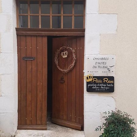 Chambres D'Hotes Du Tilleul Nanteuil-en-Vallée Екстериор снимка