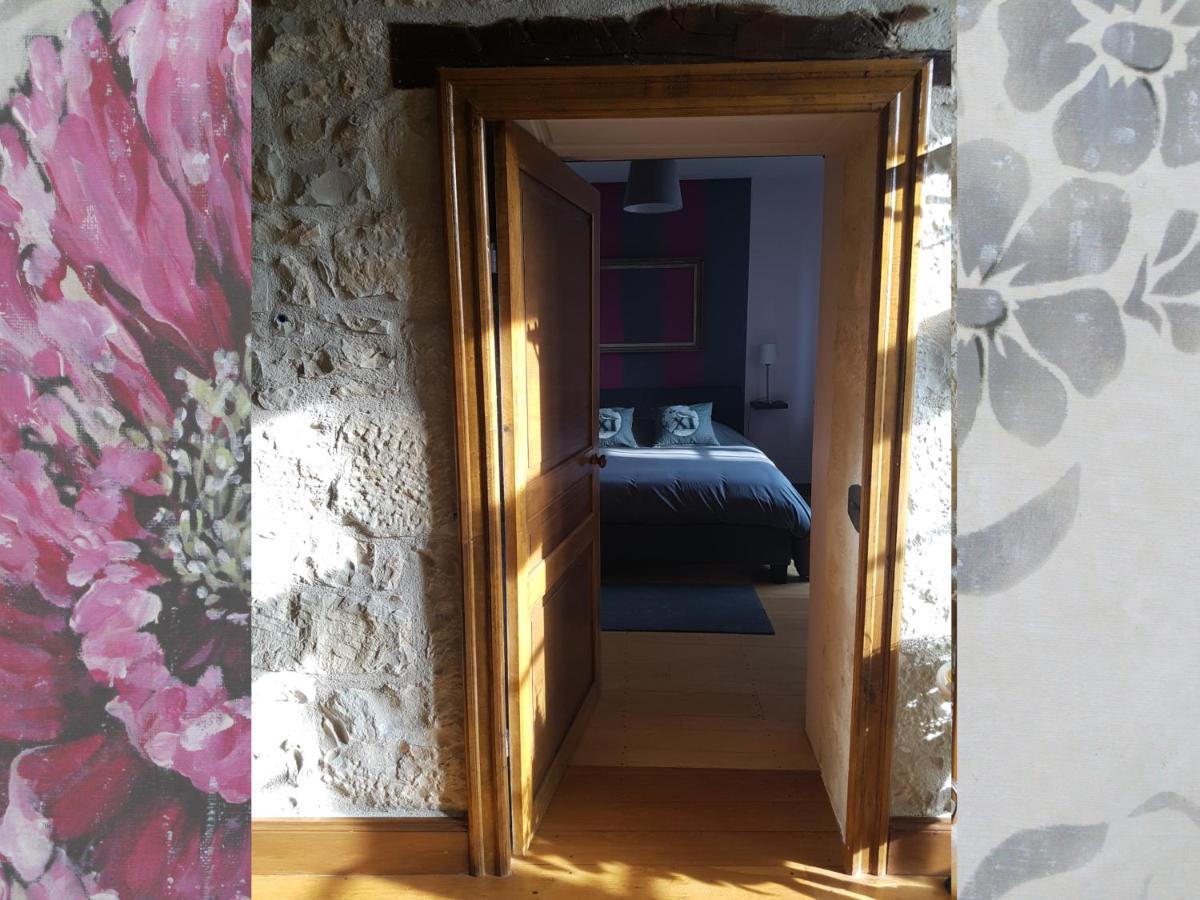 Chambres D'Hotes Du Tilleul Nanteuil-en-Vallée Екстериор снимка